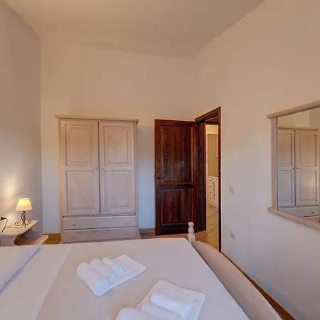 Comfy Flat With Sea View *