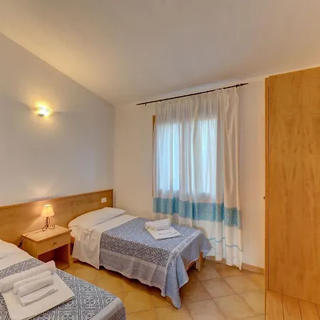 Comfy Flat With Sea View شقة باديسي